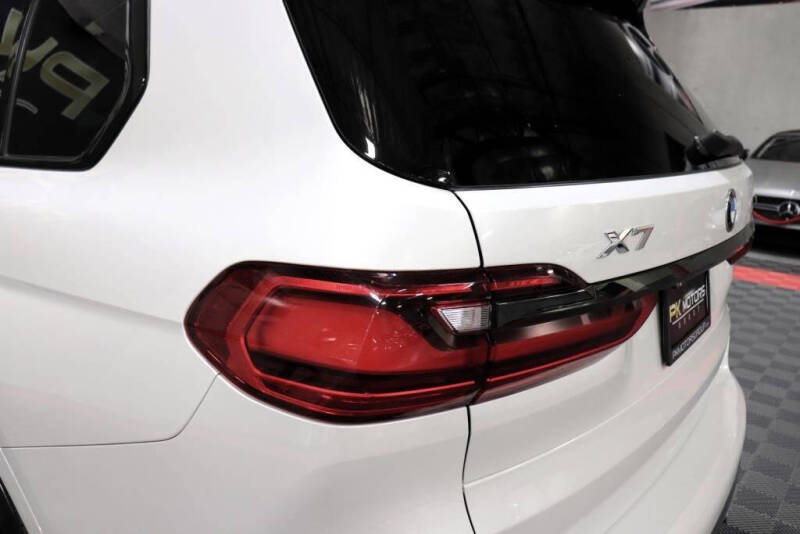 2021 BMW X7 xDrive40i