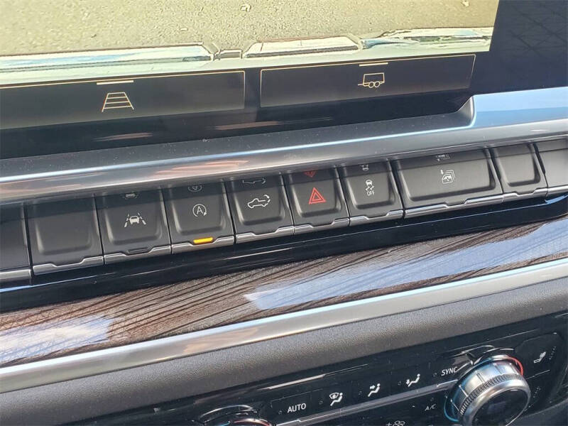 2026 GMC Sierra 1500 Elevation Standard