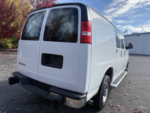 2024 Chevrolet Express 2500