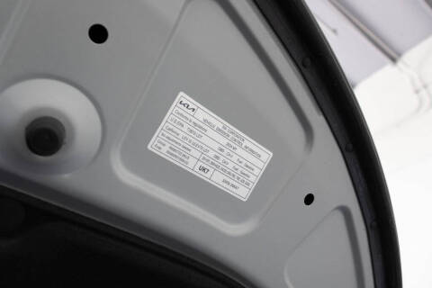 2024 Kia Carnival SX