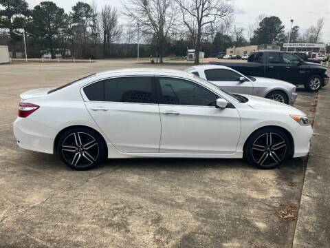 2017 Honda Accord for sale at ALLEN JONES USED CARS INC in Steens MS