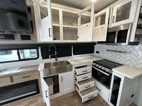 2022 Keystone RV Arcadia