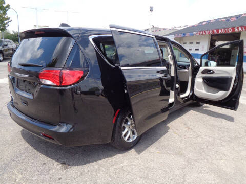 2021 Chrysler Voyager LX