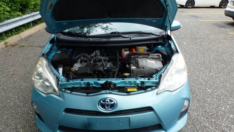 2012 Toyota Prius c Three
