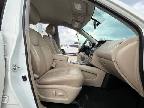 2017 Nissan Pathfinder S