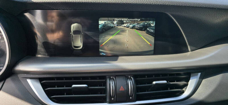 2018 Alfa Romeo Stelvio Ti Sport