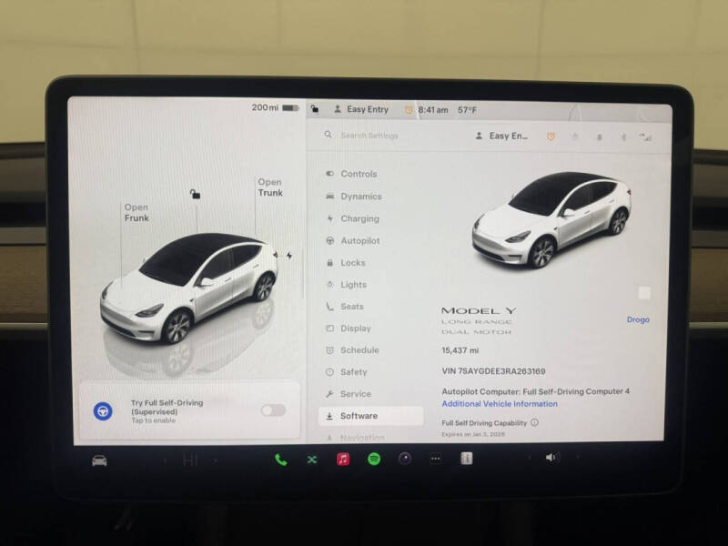 2024 Tesla Model Y Long Range
