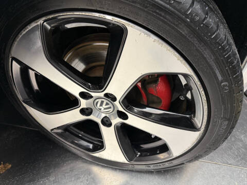 2016 Volkswagen Golf GTI SE