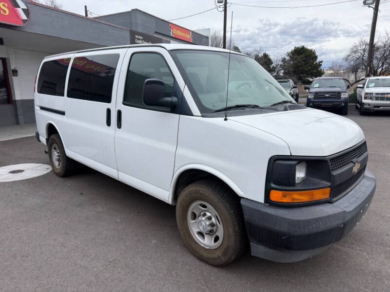 2017 Chevrolet Express 2500