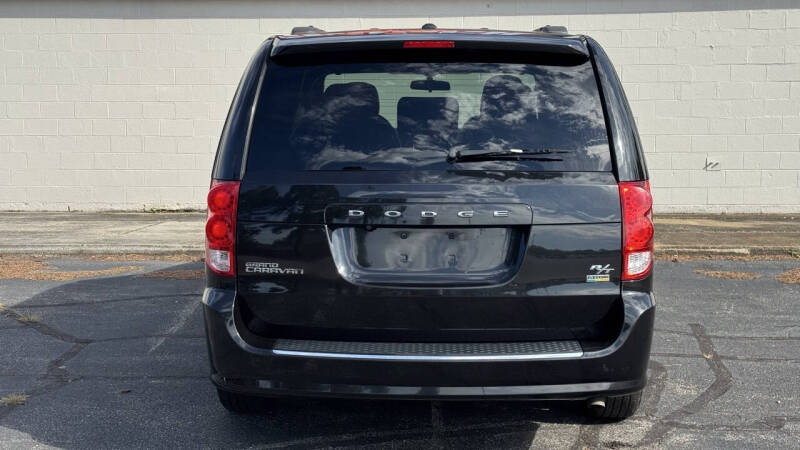 2016 Dodge Grand Caravan R/T