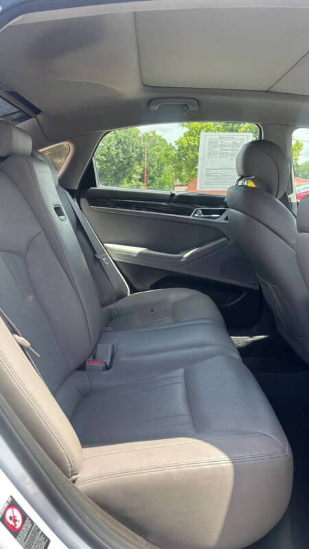 2016 Hyundai Genesis