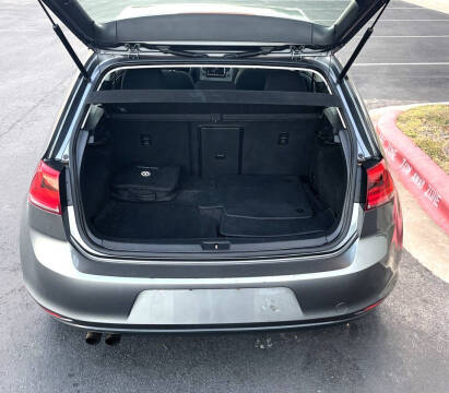 2015 Volkswagen Golf TSI Launch Edition