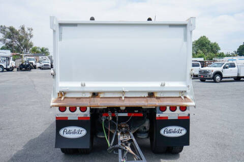 2020 Peterbilt 389