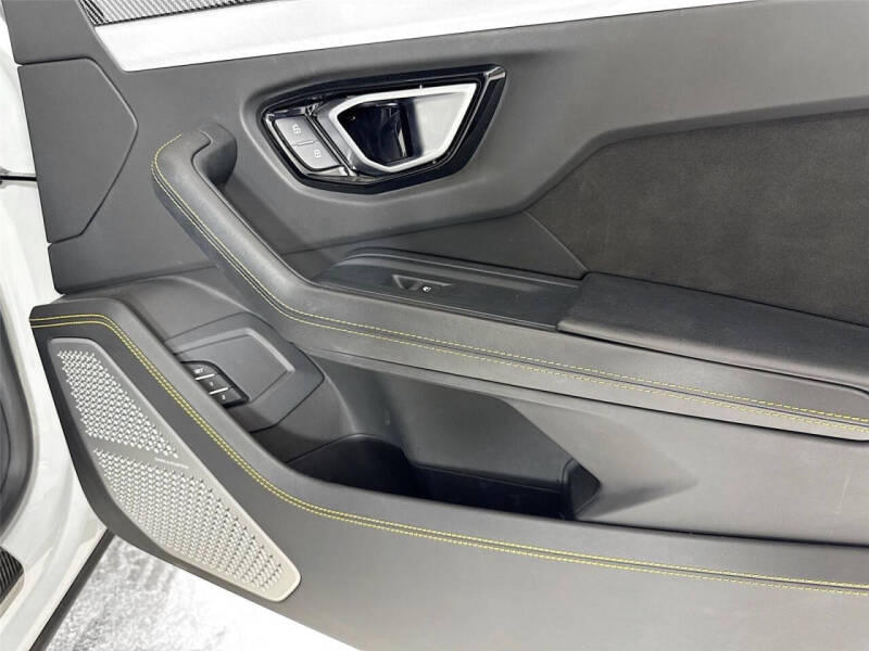 2020 Lamborghini Urus