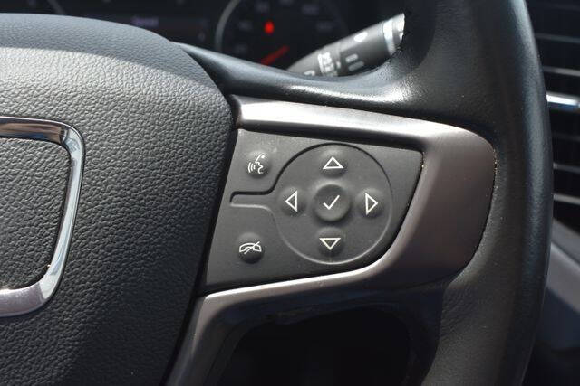 2021 GMC Acadia AT4