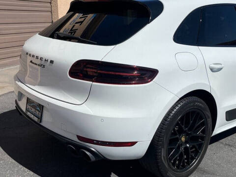 2017 Porsche Macan GTS