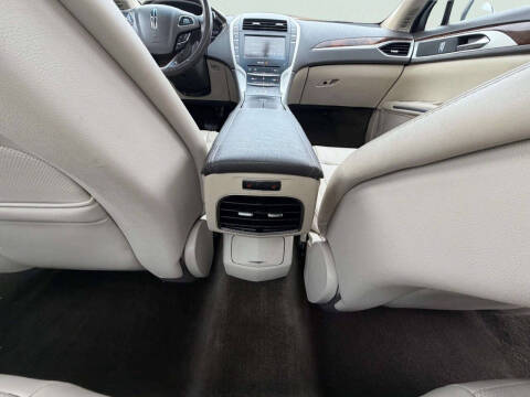 2016 Lincoln MKZ Hybrid