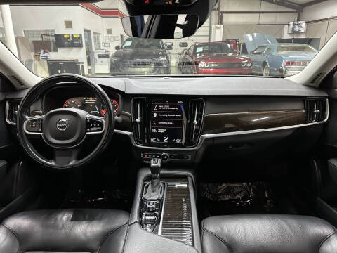 2018 Volvo S90 T5 Momentum