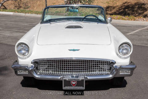 1957 Ford Thunderbird