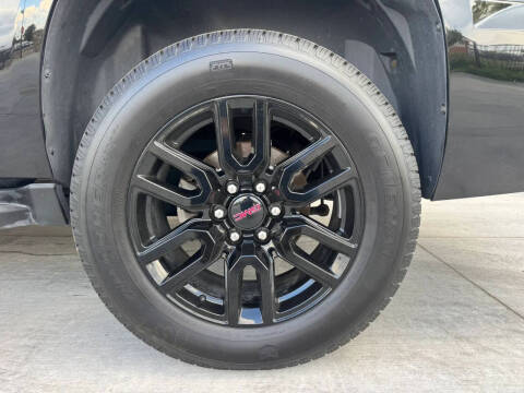 2013 GMC Yukon XL SLT