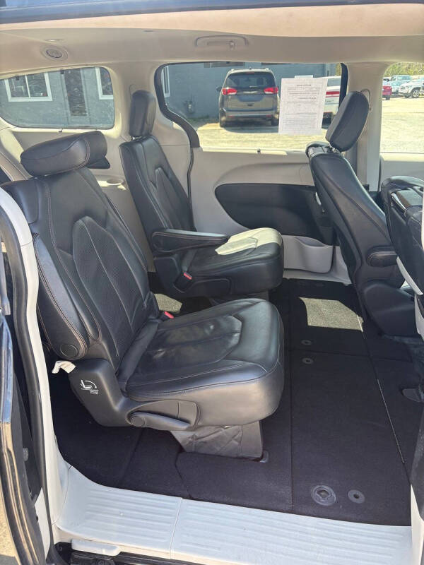 2018 Chrysler Pacifica Touring L Plus