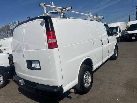 2018 Chevrolet Express 2500