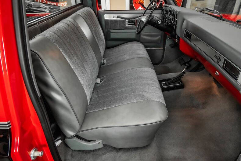 1987 Chevrolet R/V 10 Series