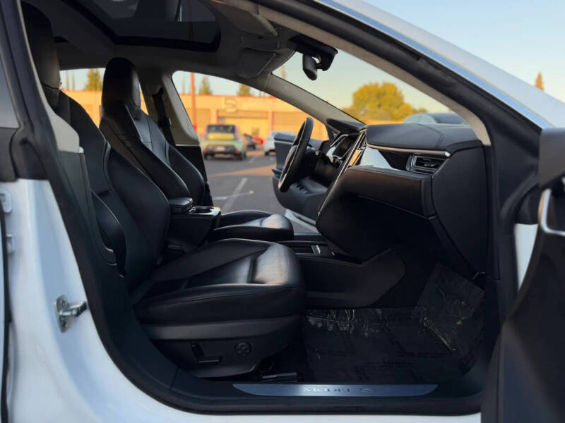 2016 Tesla Model S
