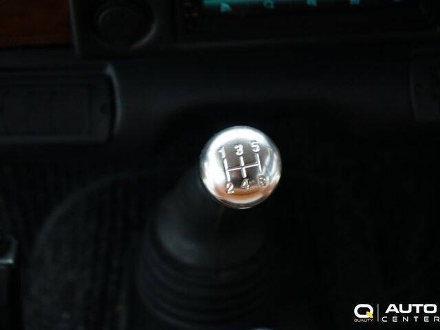 1987 Land Rover Defender