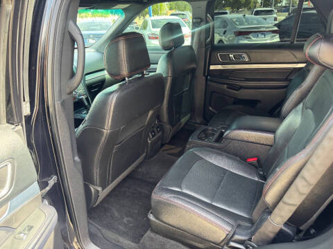 2017 Ford Explorer Sport