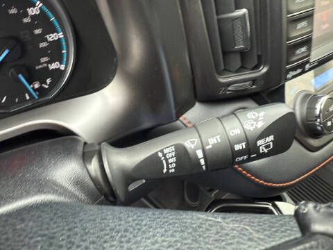 2017 Toyota RAV4 Hybrid SE