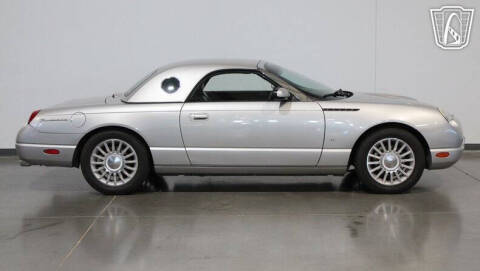 2004 Ford Thunderbird Deluxe