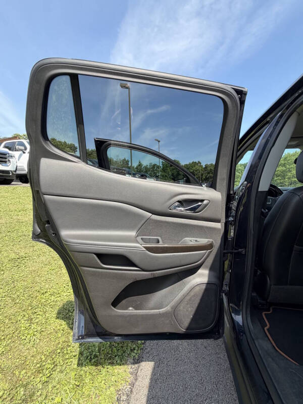 2021 GMC Acadia AT4