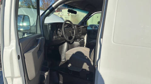 2019 Chevrolet Express 2500