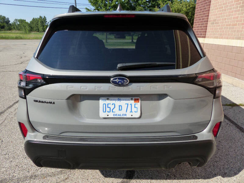 2025 Subaru Forester Premium