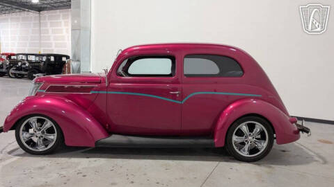 1937 Ford Tudor