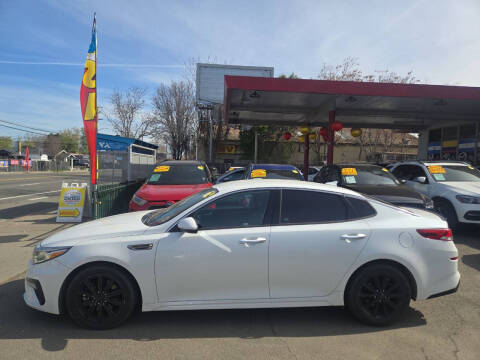 2019 Kia Optima EX