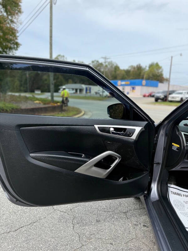 2016 Hyundai Veloster