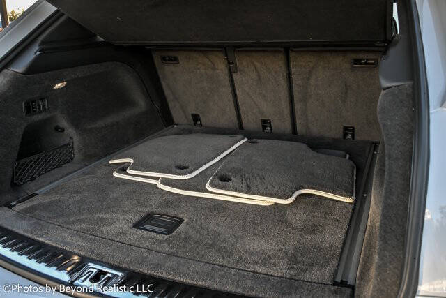 2019 Bentley Bentayga V8