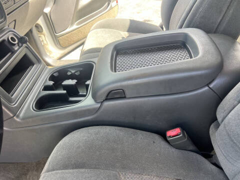 2003 Chevrolet Silverado 1500 LS