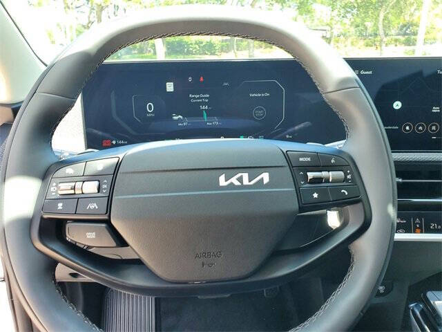 2025 Kia EV6 Light Long Range