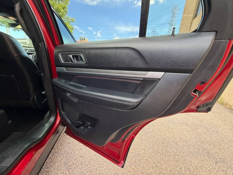 2019 Ford Explorer Sport