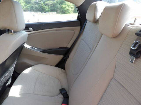 2015 Hyundai Accent GLS