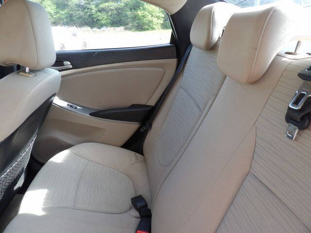 2015 Hyundai Accent GLS