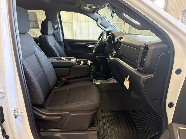 2026 Chevrolet Silverado 1500 LT - Photo 24