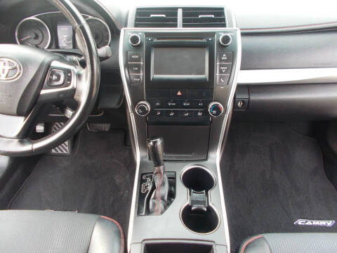 2017 Toyota Camry SE