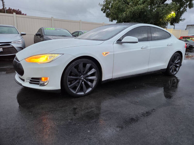 2013 Tesla Model S Performance