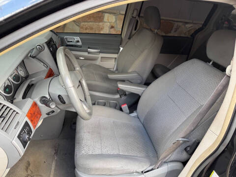 2008 Chrysler Town and Country Touring