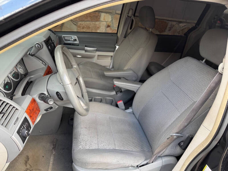 2008 Chrysler Town and Country Touring