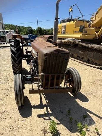 1975 Ford 3600